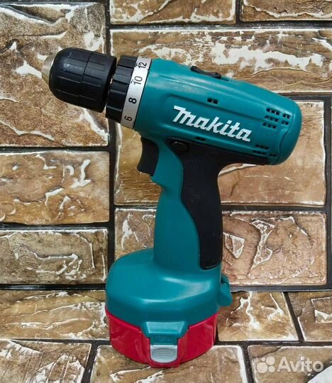 Аккумуляторная дрель-шуруповерт Makita 6280 D