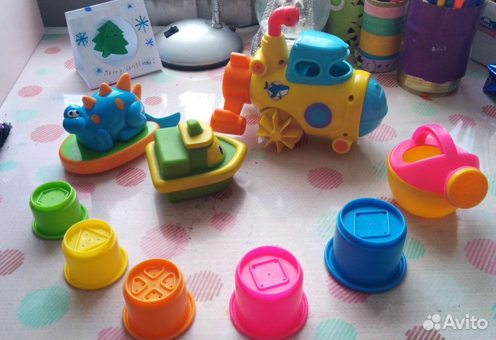 Игрушки для купания в ванной