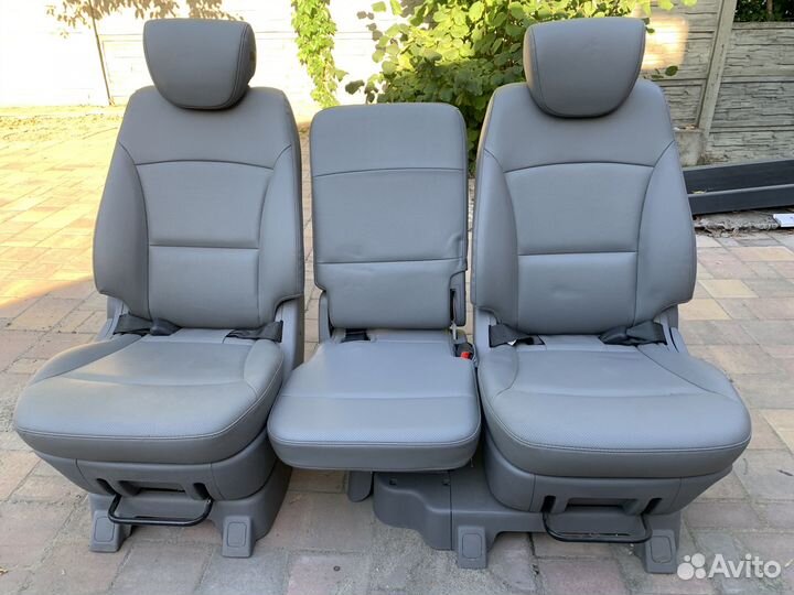 Сиденья Hyundai Grand starex