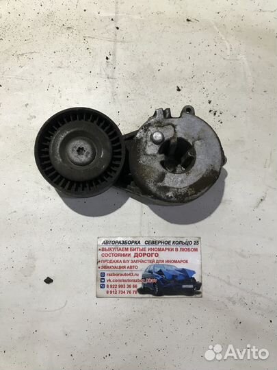 Натяжитель ремня генератора Audi Q5 8R