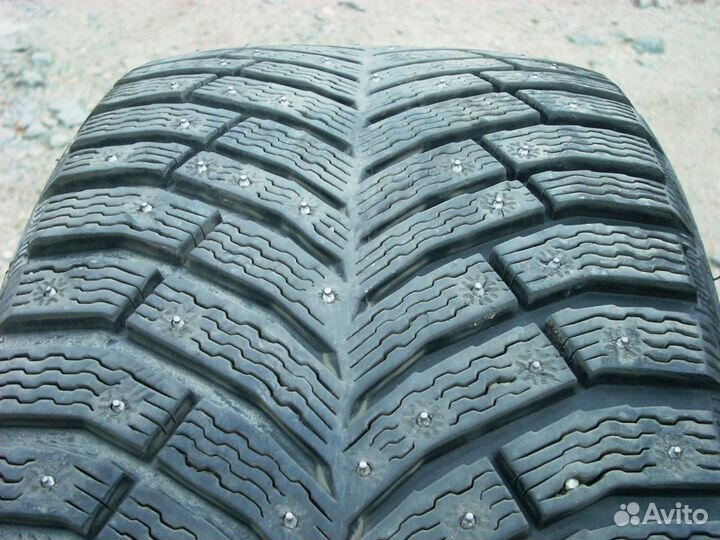 Michelin X-Ice North 4 245/45 R18 100T