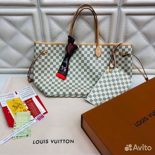 Сумка-шоппер Louis Vuitton