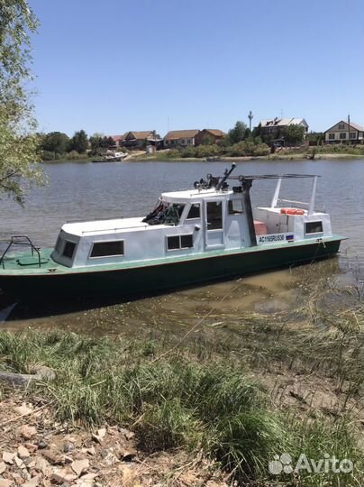 Аренда катера с капитаном/егерем