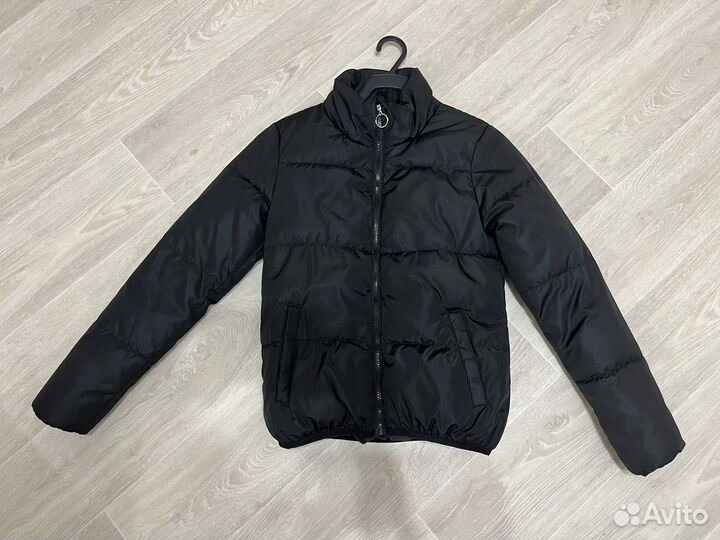 Демисезонные верхние вещи s-m