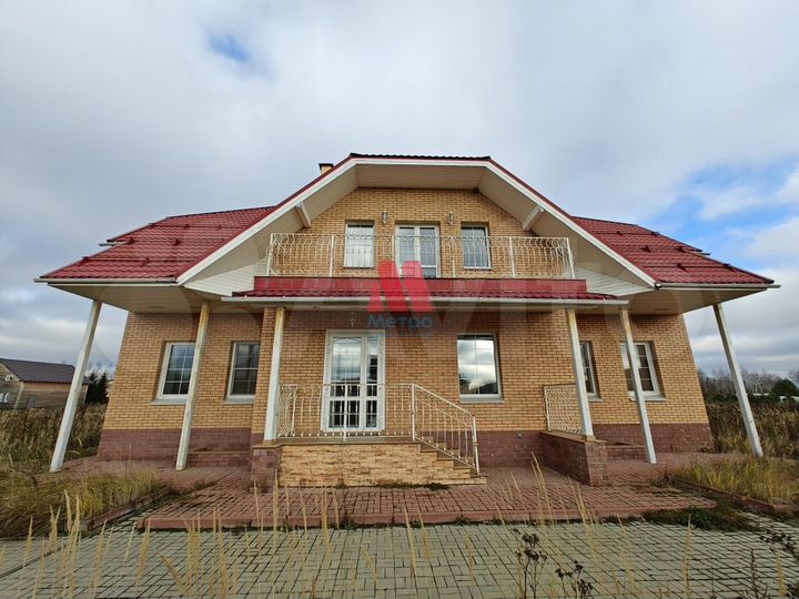 Дом 250 м² на участке 87 сот.