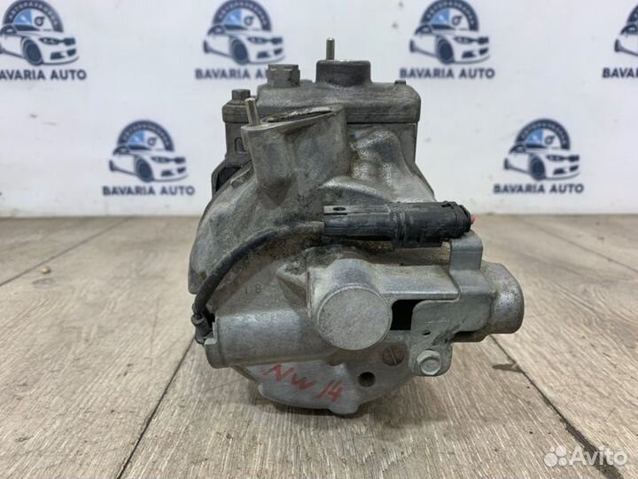 Компрессор кондиционера Bmw X3 F25 N55B30A 2011