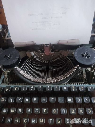 Пишущая печатная машинка москва