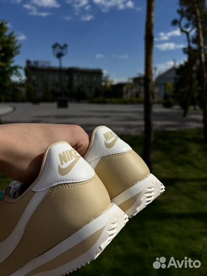 Кроссовки nike cortez