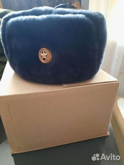 Кепки, зимняя шапка, ремень военные