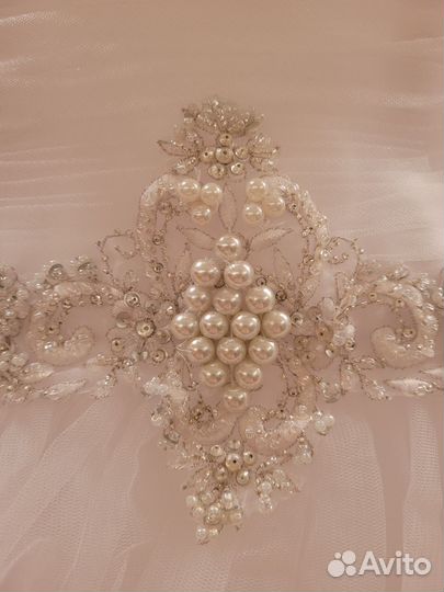 Платье бальное