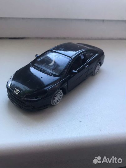 Модель Peugeot 407 coupe Welly
