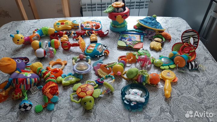 Детские развивающие игрушки пакетом