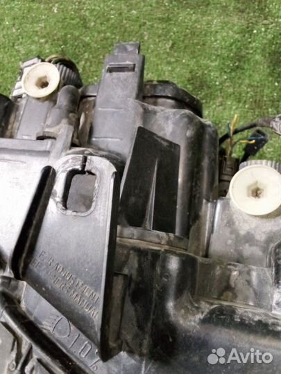 Фара ксеноновая передняя правая Bmw 7-Series E65