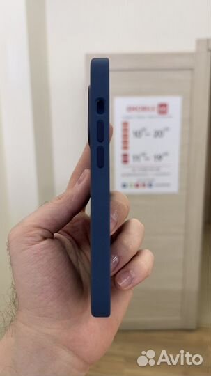 Чехол Apple Silicone Case MagSafe iPhone 14 Pro