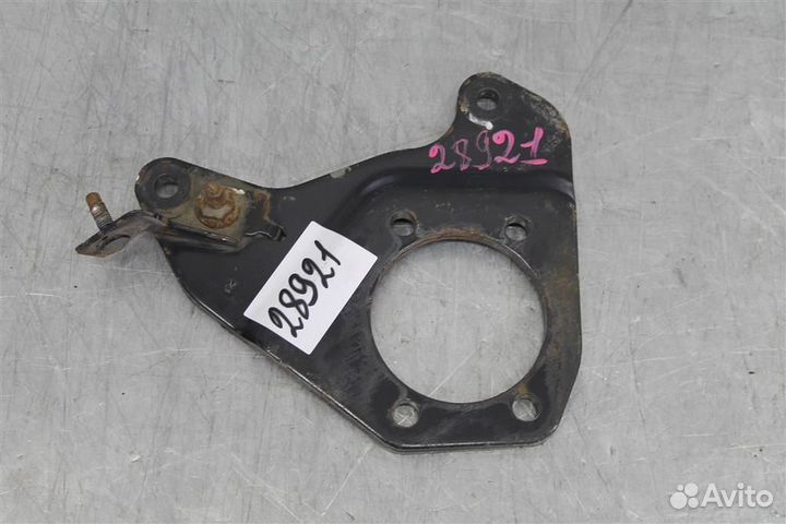 Кронштейн тормозного суппорта заднего правого Nis