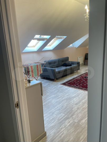 2-к. квартира, 60 м², 6/6 эт.