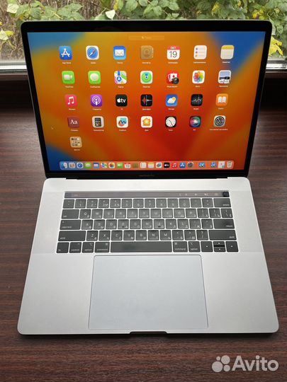 Macbook Pro 15 топ i9/32/1Tb