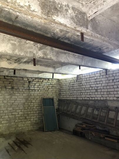 Гараж, > 30 м²