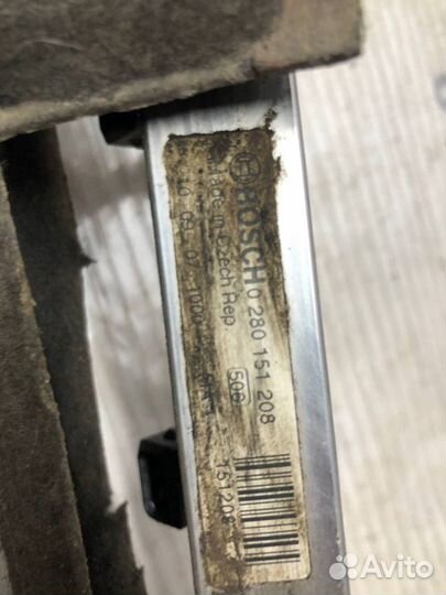 Топливная рампа форсунки Z14XER Opel astra corsa