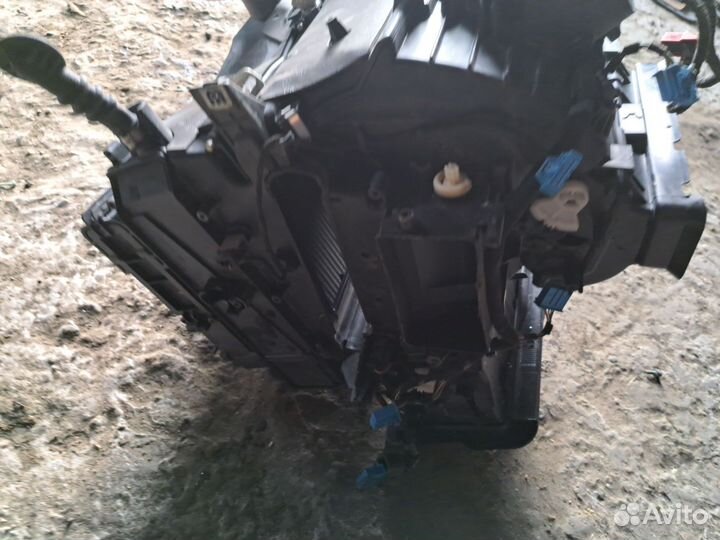 Корпус печки в сборе с радиатором Audi A6 C6