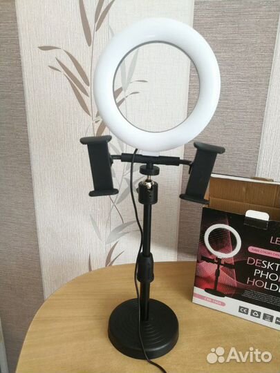 Кольцевая лампа для блогеров, селфи. 16 см. Новая