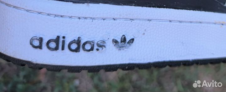 Кроссовки adidas