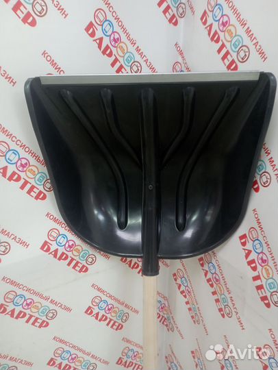 Лапата новая