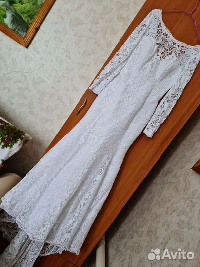 Свадебное платье 42-44 бу