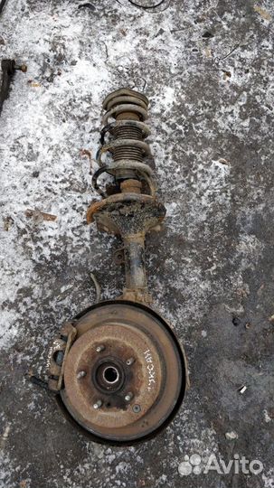 Стойка кулак амортизатор задний Tucson 4wd