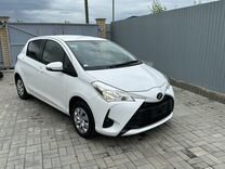 Toyota Vitz 1.0 CVT, 2017, 90 000 км, с пробегом, цена 1 095 000 руб.