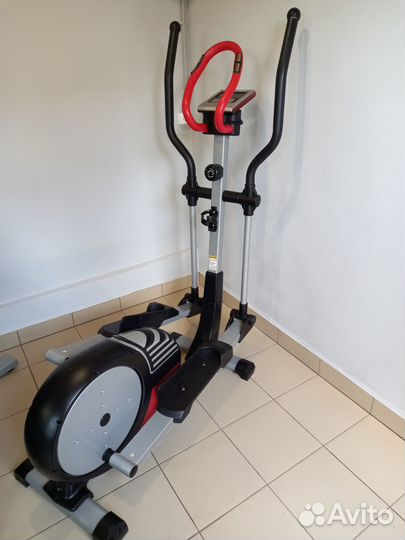 Эллиптический тренажер HouseFit HB-8135HP