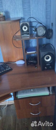 Компьютерный столик бу