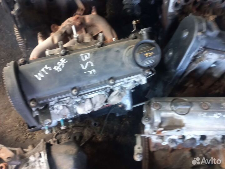 Двигатель на Гольф 5 1.6л BSF