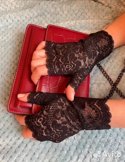 Перчатки митенки гипюровые черные для вечеринки