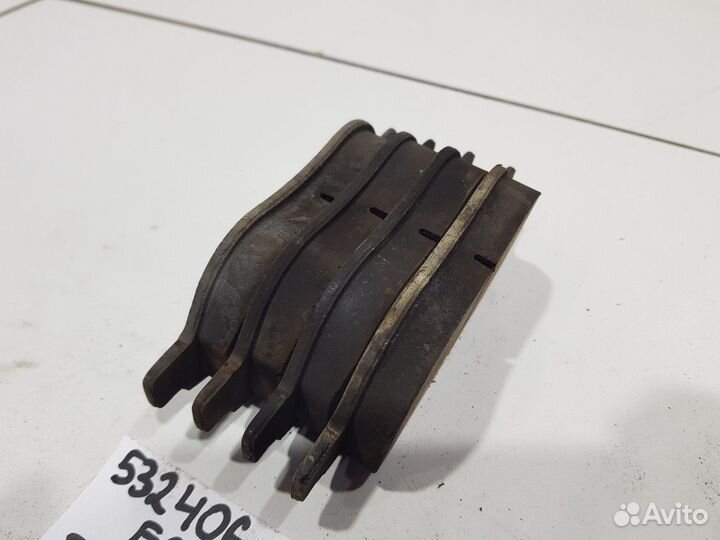 Колодки тормозные передние комплект