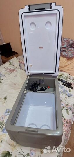 Атомобильный холодильник