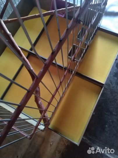 Большая клетка-вольер для птицы