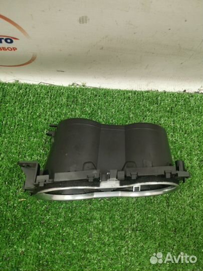 Подстаканник Ford Kuga 2 2.0 txma 2013