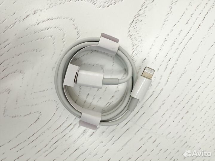 Кабель type c / lightning