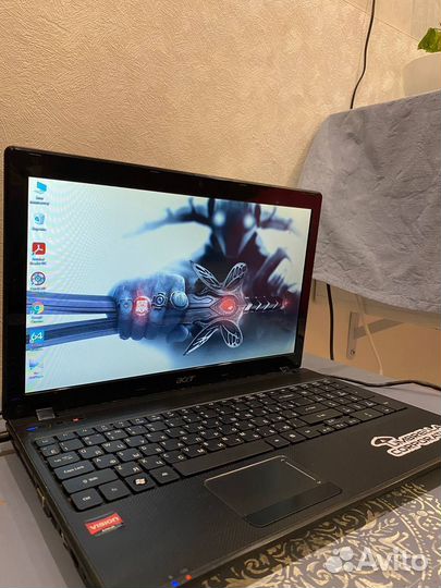 Мощный acer/AMD 3 ядра/8 Гб/ SSD/отл состояние