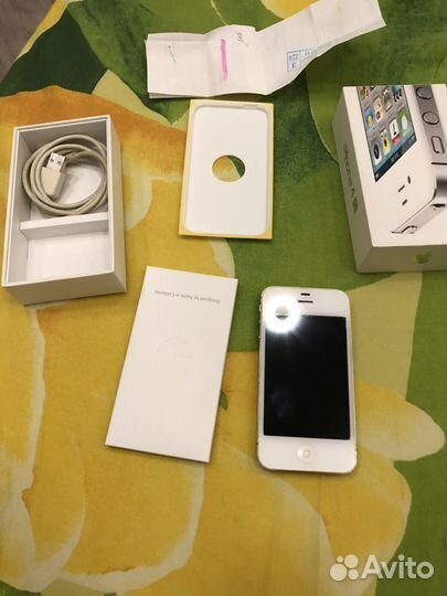 iPhone 4S, 32 ГБ