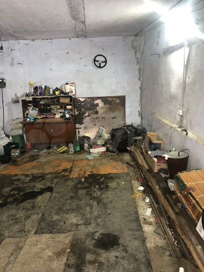 Гараж, > 30 м²