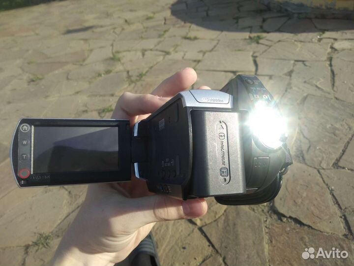 Видеокамера sony handycam
