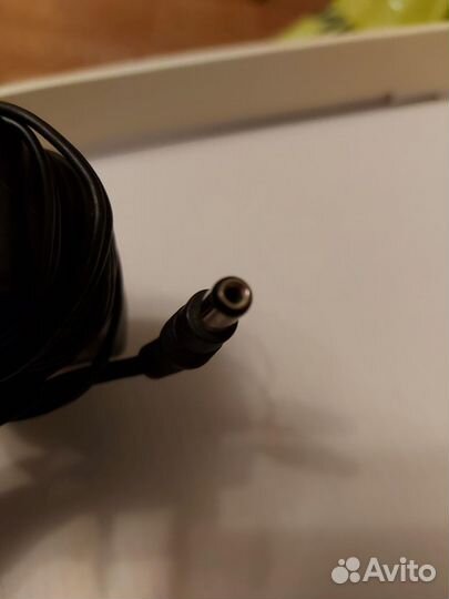 Зарядное устройство UE24WV-120200SPA (12V 2A)