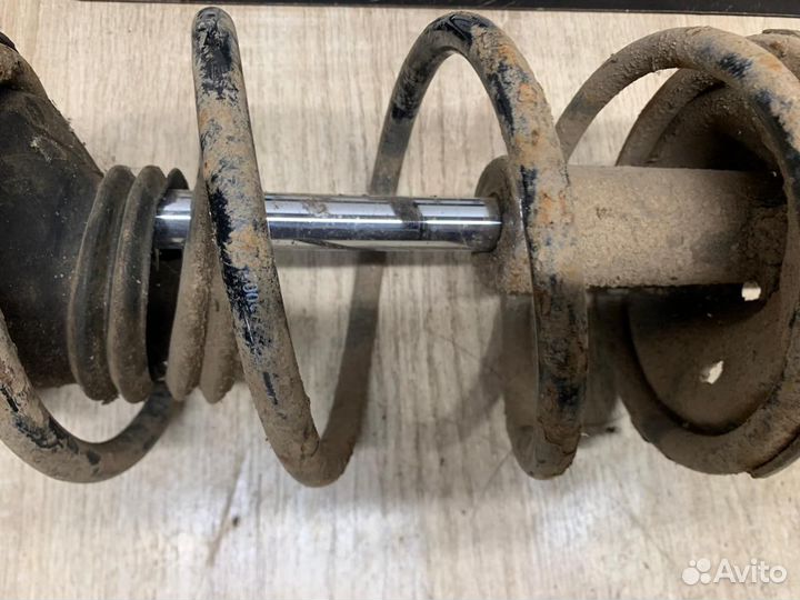 Передняя Левая Стойка Geely Mk