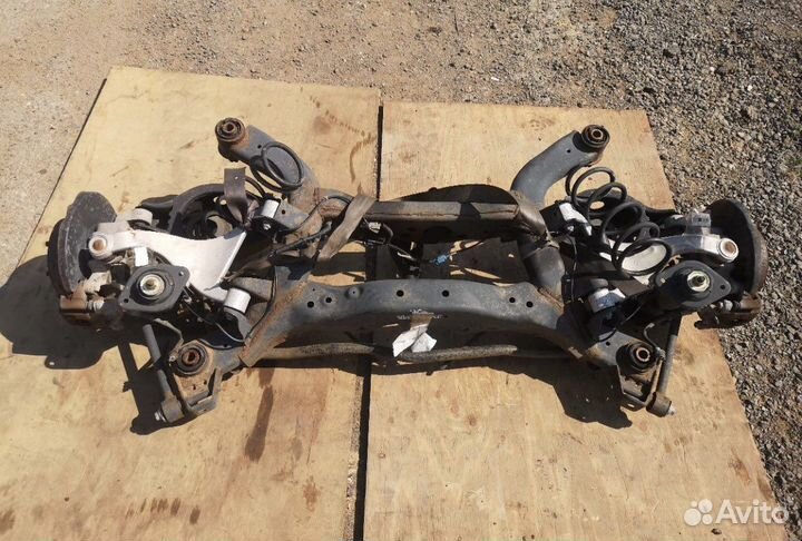 Задний подрамник всборе Nissan teana j31