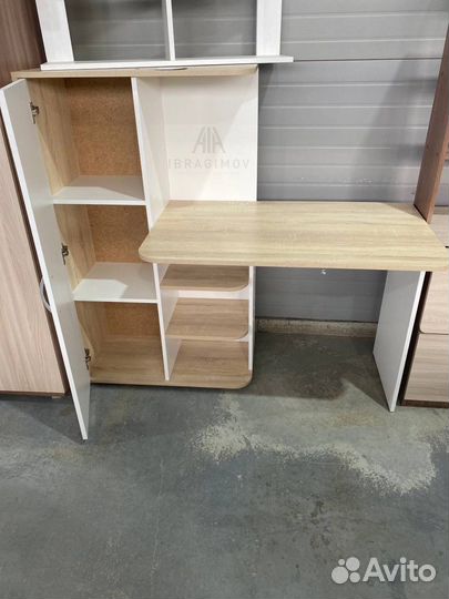 Стол компьютерный новый