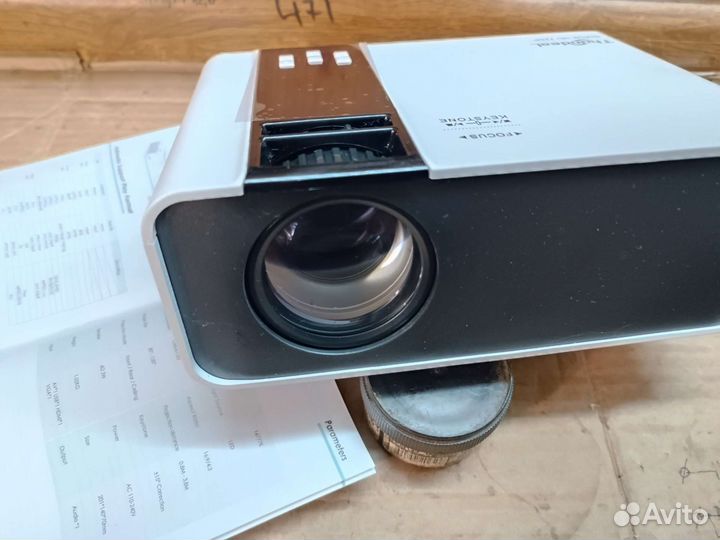 Проектор LED