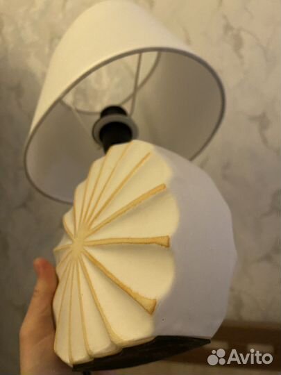 Лампа настольная