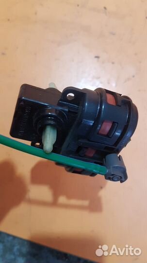 Моторчик заслонки печки на Mercedes W210 E-class